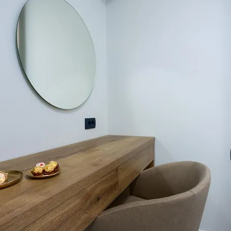 Lea Magdalena Iv Vilă *