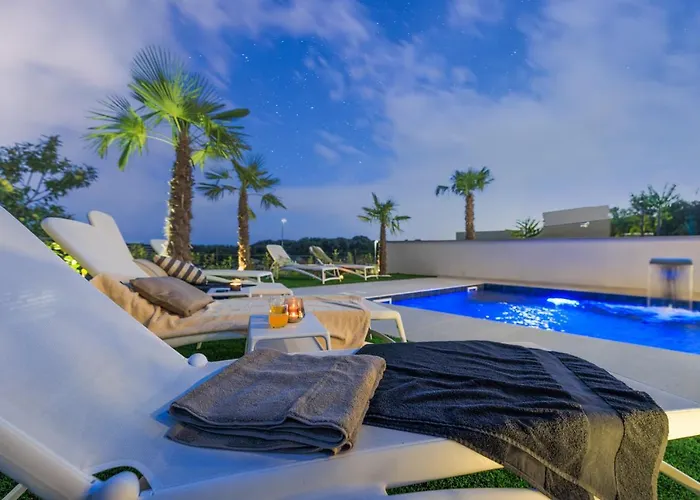 Lea Magdalena Iv